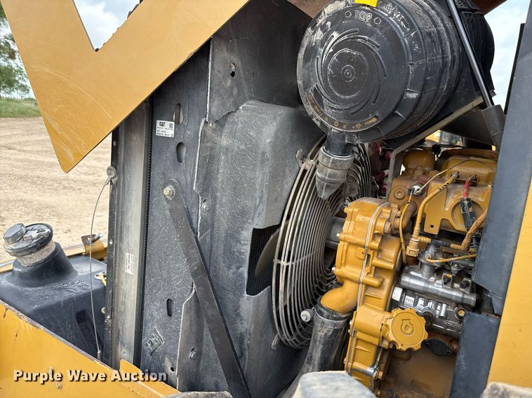 image for item ED5717 2007 Caterpillar CS-533E single drum vibratory roller