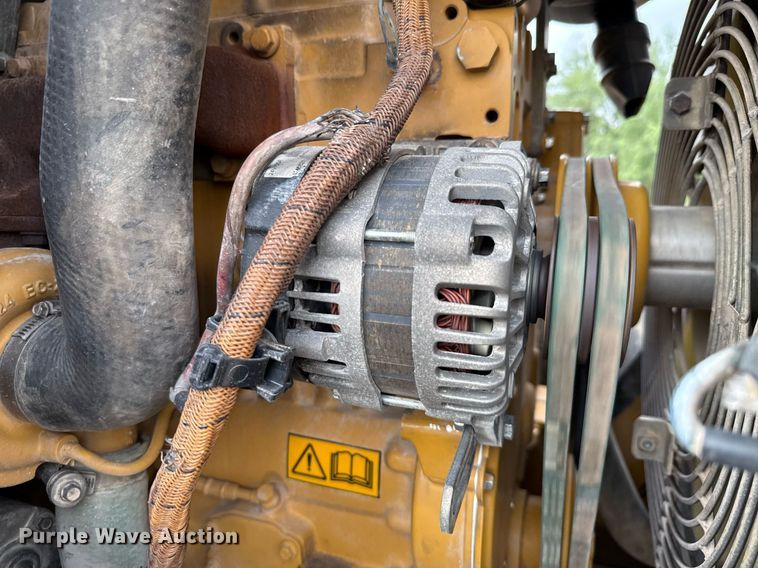 image for item ED5717 2007 Caterpillar CS-533E single drum vibratory roller