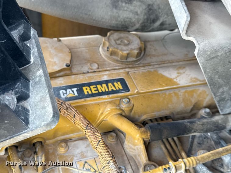 image for item ED5717 2007 Caterpillar CS-533E single drum vibratory roller