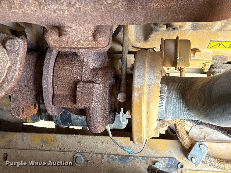 image for item ED5717 2007 Caterpillar CS-533E single drum vibratory roller