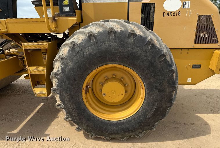 image for item ED5717 2007 Caterpillar CS-533E single drum vibratory roller