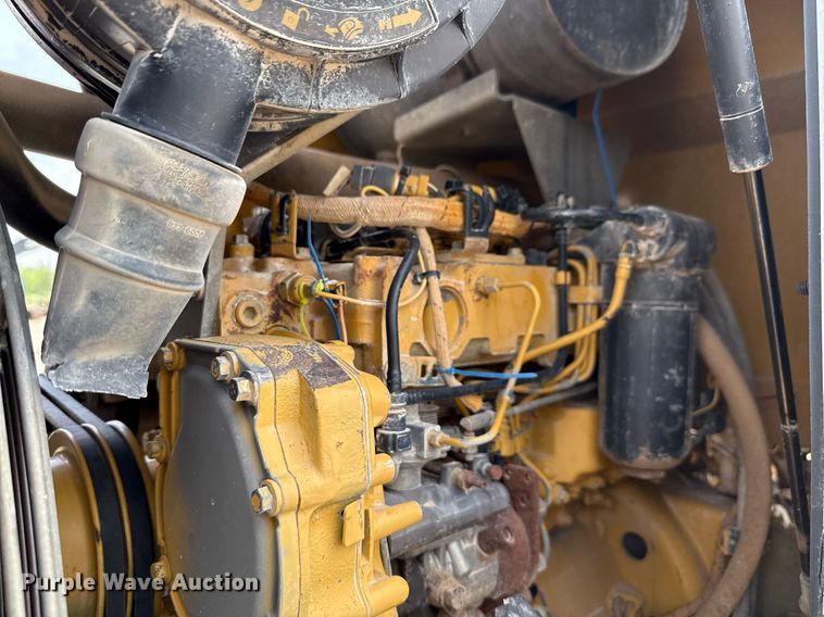 image for item ED5718 2007 Caterpillar CS-533E single drum vibratory roller