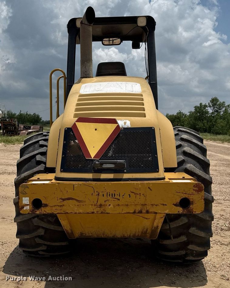 image for item ED5719 2005 Caterpillar CP-563E single drum vibratory roller