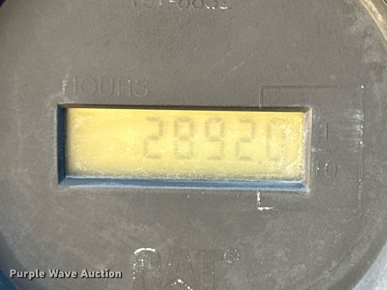 image for item ED5719 2005 Caterpillar CP-563E single drum vibratory roller