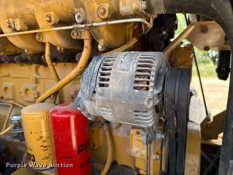 image for item ED5719 2005 Caterpillar CP-563E single drum vibratory roller