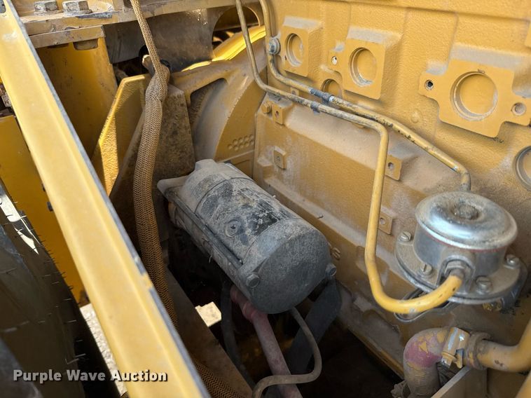 image for item ED5719 2005 Caterpillar CP-563E single drum vibratory roller