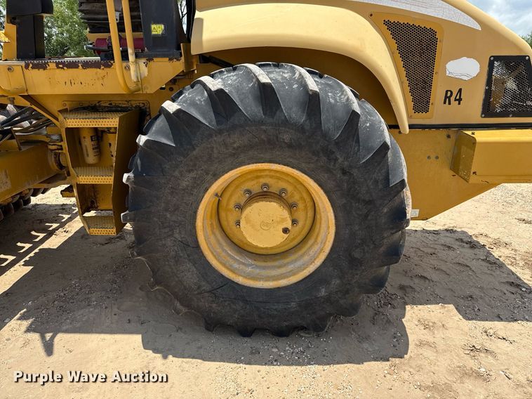 image for item ED5719 2005 Caterpillar CP-563E single drum vibratory roller