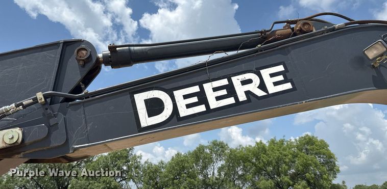 image for item ED5720 2012 John Deere 250G LC excavator