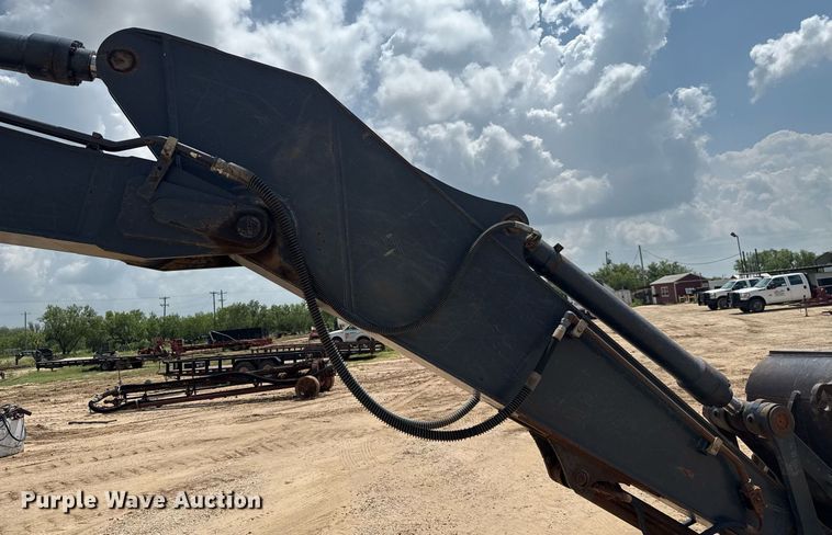 image for item ED5720 2012 John Deere 250G LC excavator