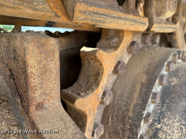 image for item ED5720 2012 John Deere 250G LC excavator