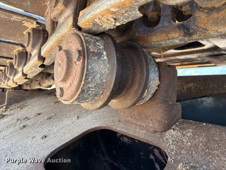 image for item ED5720 2012 John Deere 250G LC excavator