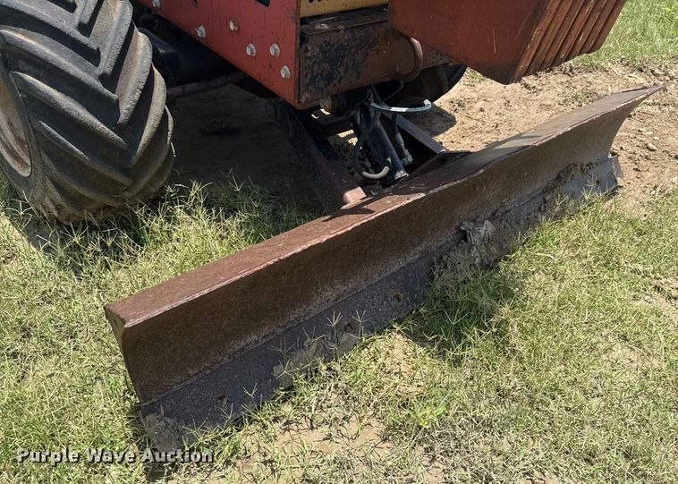 image for item ED5722 2004 Ditch Witch RT40 trencher