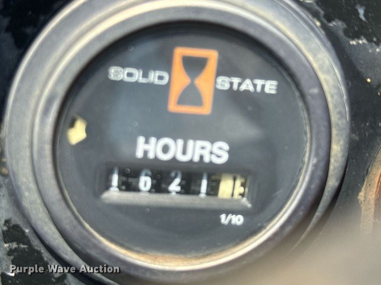 image for item ED5722 2004 Ditch Witch RT40 trencher