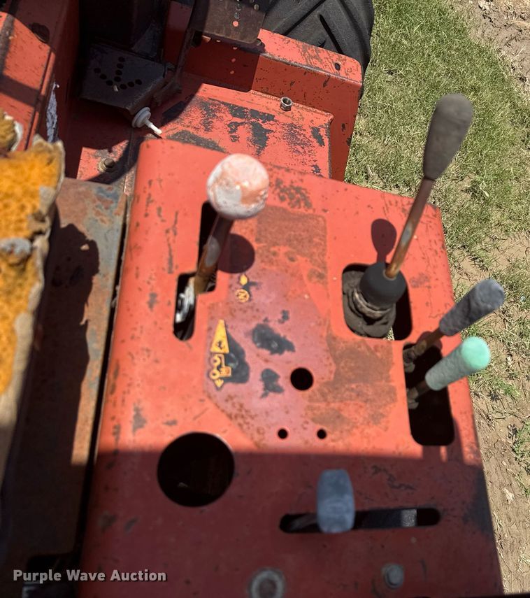 image for item ED5722 2004 Ditch Witch RT40 trencher