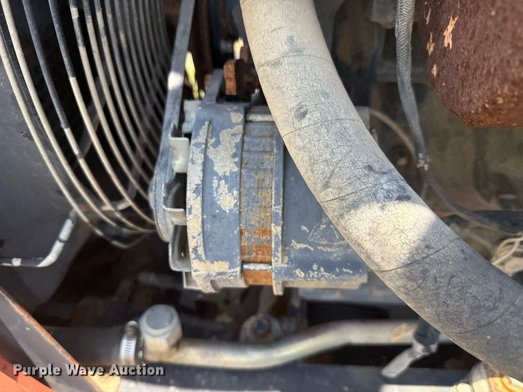 image for item ED5722 2004 Ditch Witch RT40 trencher