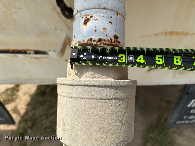 image for item ED5726 2000 Mack CH613 water truck