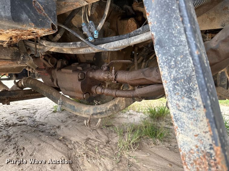 image for item ED5726 2000 Mack CH613 water truck