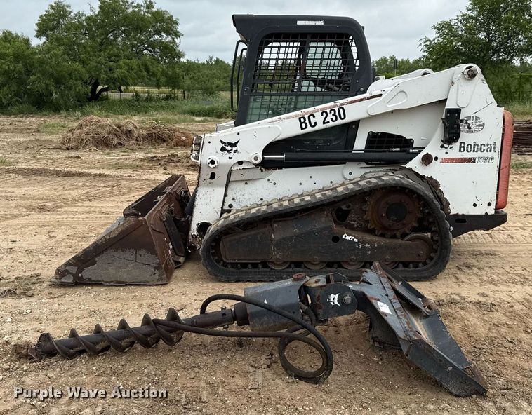 image for item ED5727 2011 Bobcat T630 tracked skid steer loader