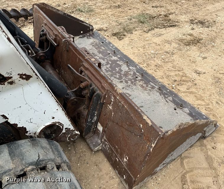 image for item ED5727 2011 Bobcat T630 tracked skid steer loader