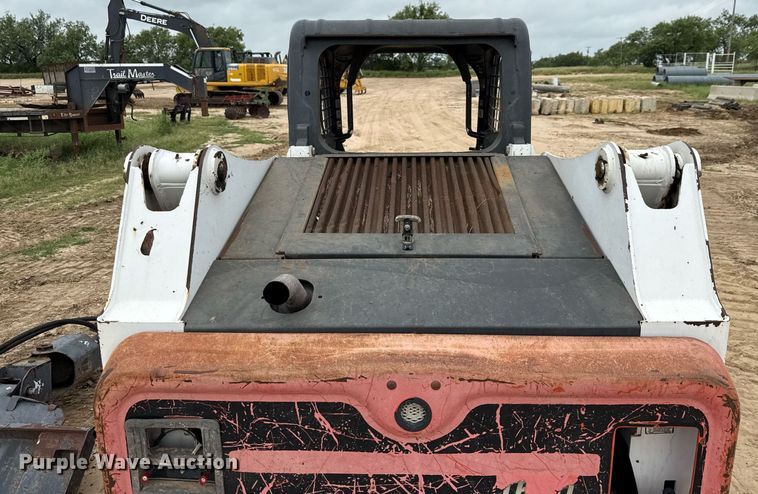 image for item ED5727 2011 Bobcat T630 tracked skid steer loader