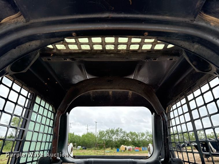 image for item ED5727 2011 Bobcat T630 tracked skid steer loader