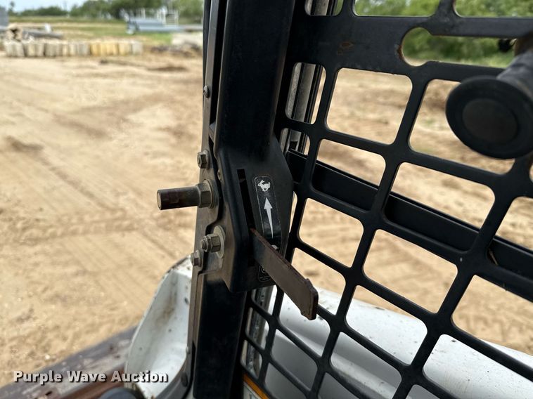 image for item ED5727 2011 Bobcat T630 tracked skid steer loader