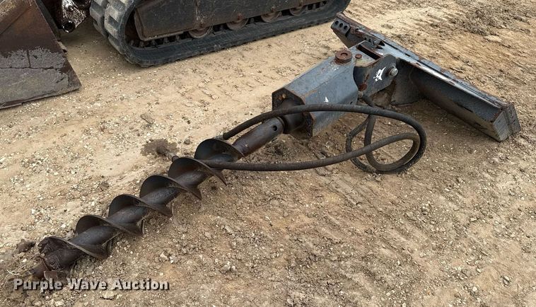 image for item ED5727 2011 Bobcat T630 tracked skid steer loader