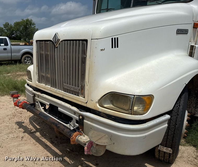 image for item ED5728 2000 International 9100 water truck