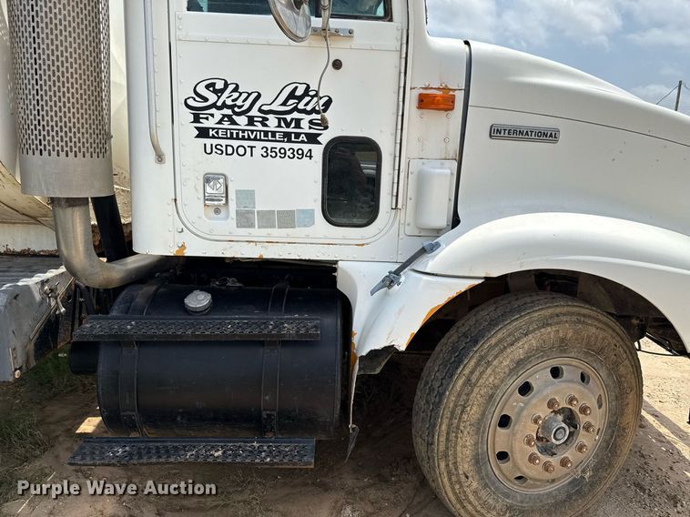 image for item ED5728 2000 International 9100 water truck