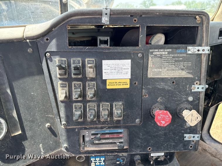 image for item ED5728 2000 International 9100 water truck