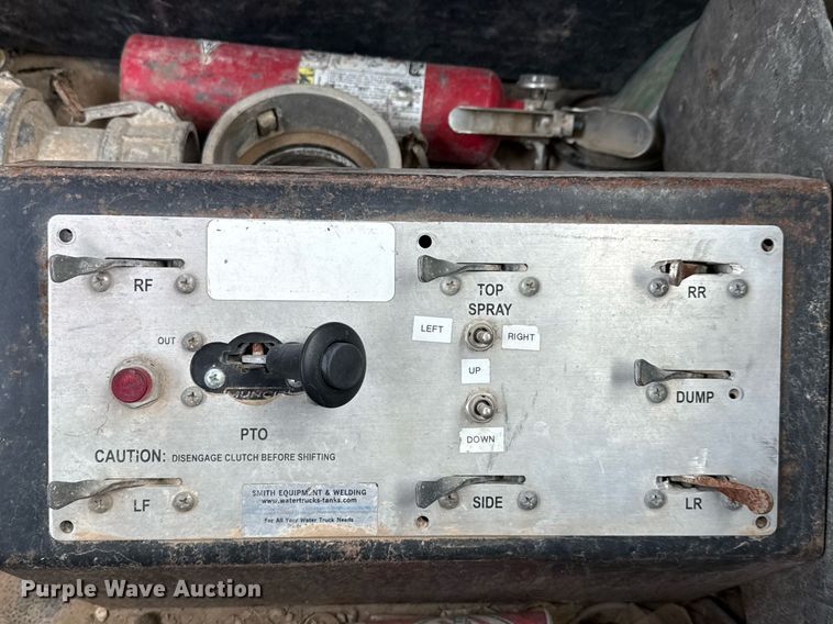 image for item ED5728 2000 International 9100 water truck