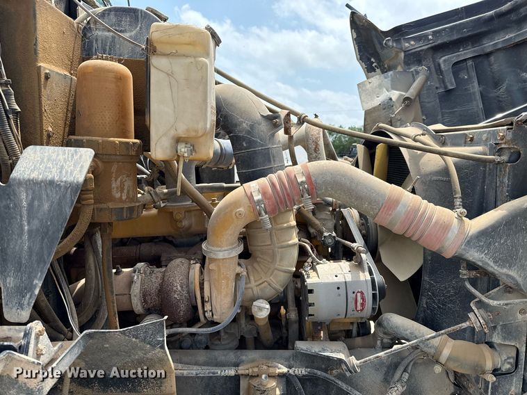 image for item ED5728 2000 International 9100 water truck