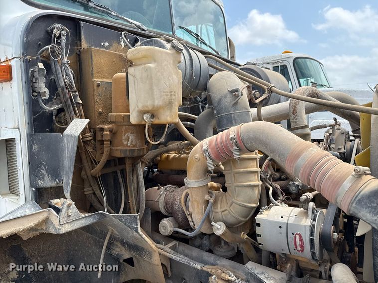 image for item ED5728 2000 International 9100 water truck