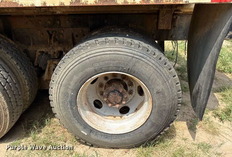 image for item ED5728 2000 International 9100 water truck