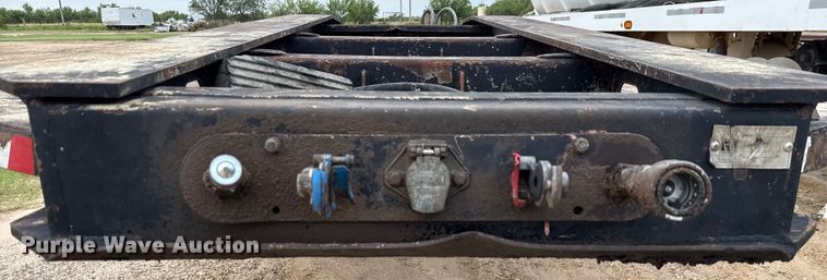 image for item ED5738 1999 Trail King TK110HDG lowboy equipment trailer