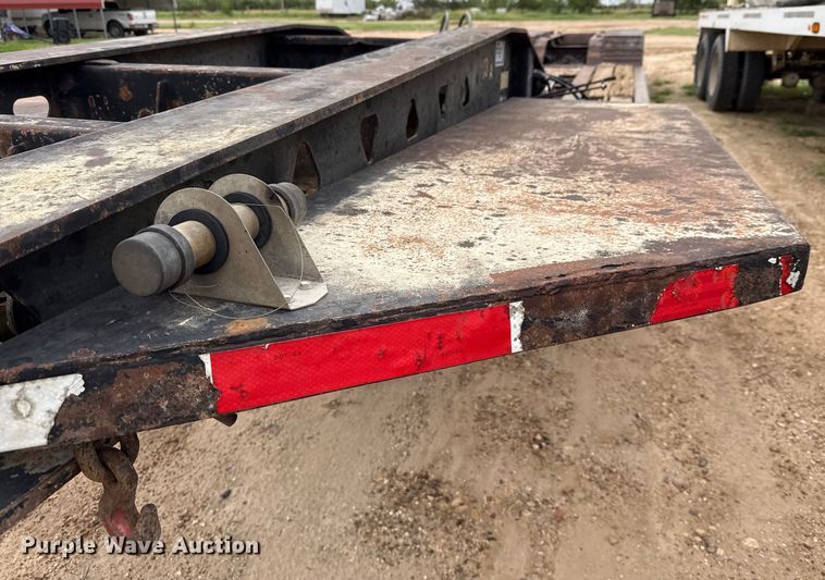 image for item ED5738 1999 Trail King TK110HDG lowboy equipment trailer