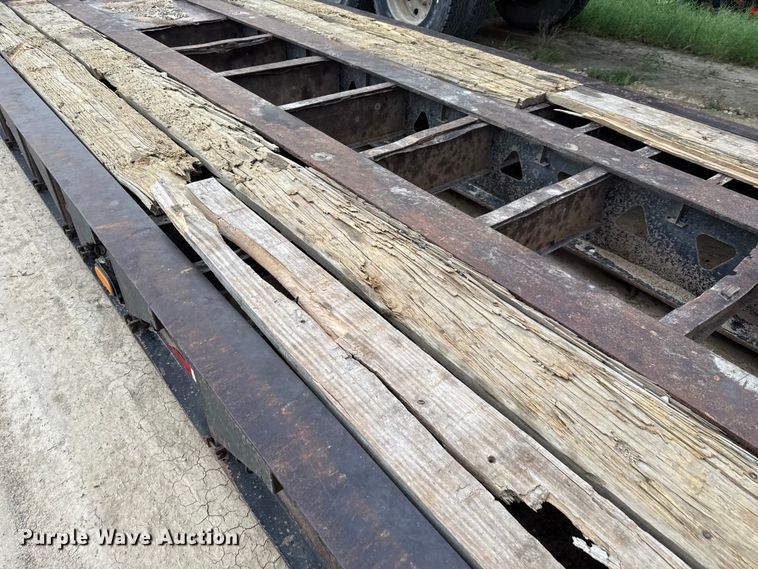 image for item ED5738 1999 Trail King TK110HDG lowboy equipment trailer