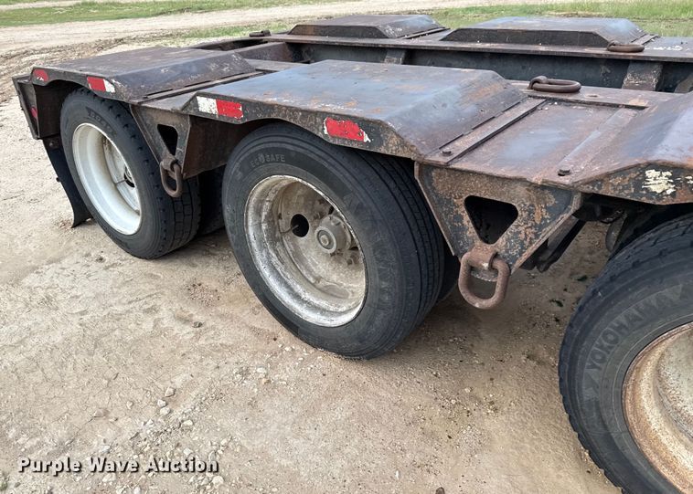 image for item ED5738 1999 Trail King TK110HDG lowboy equipment trailer