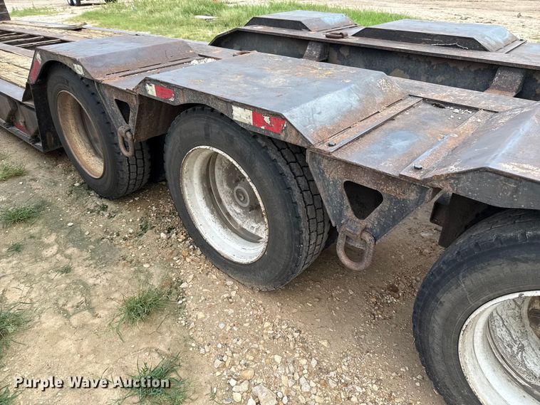 image for item ED5738 1999 Trail King TK110HDG lowboy equipment trailer