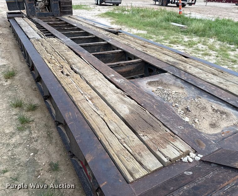 image for item ED5738 1999 Trail King TK110HDG lowboy equipment trailer