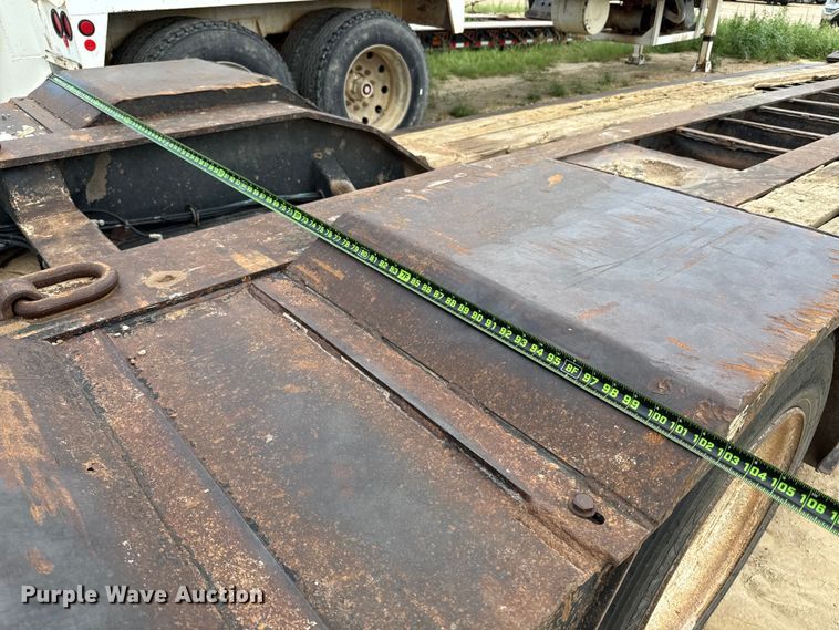 image for item ED5738 1999 Trail King TK110HDG lowboy equipment trailer