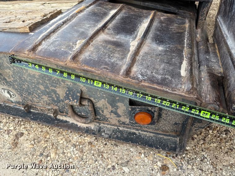 image for item ED5738 1999 Trail King TK110HDG lowboy equipment trailer