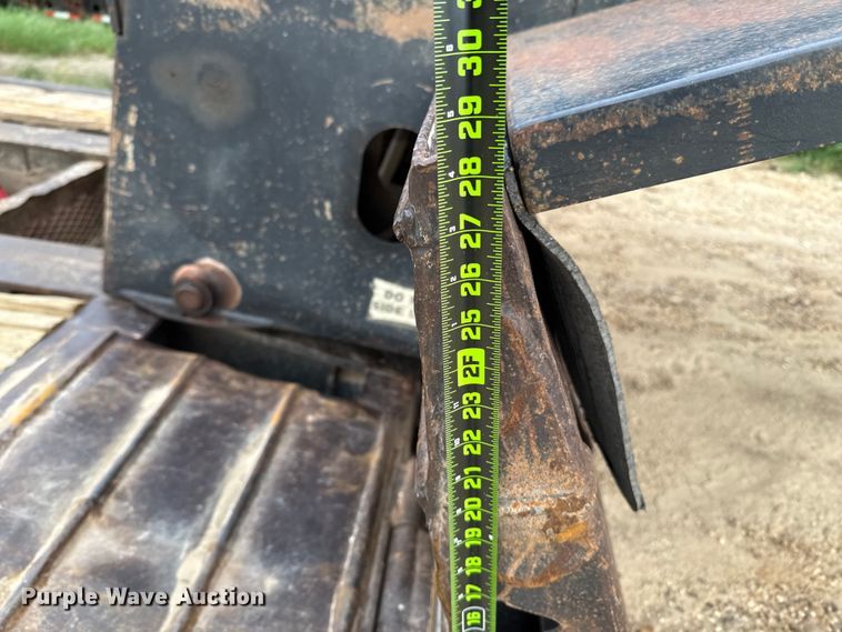 image for item ED5738 1999 Trail King TK110HDG lowboy equipment trailer