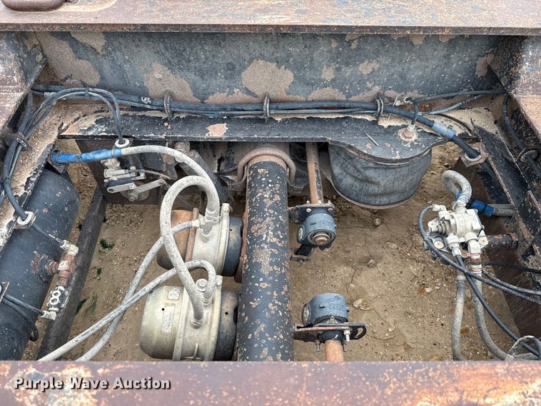 image for item ED5738 1999 Trail King TK110HDG lowboy equipment trailer