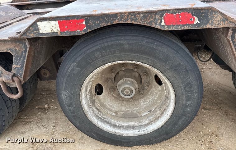 image for item ED5738 1999 Trail King TK110HDG lowboy equipment trailer