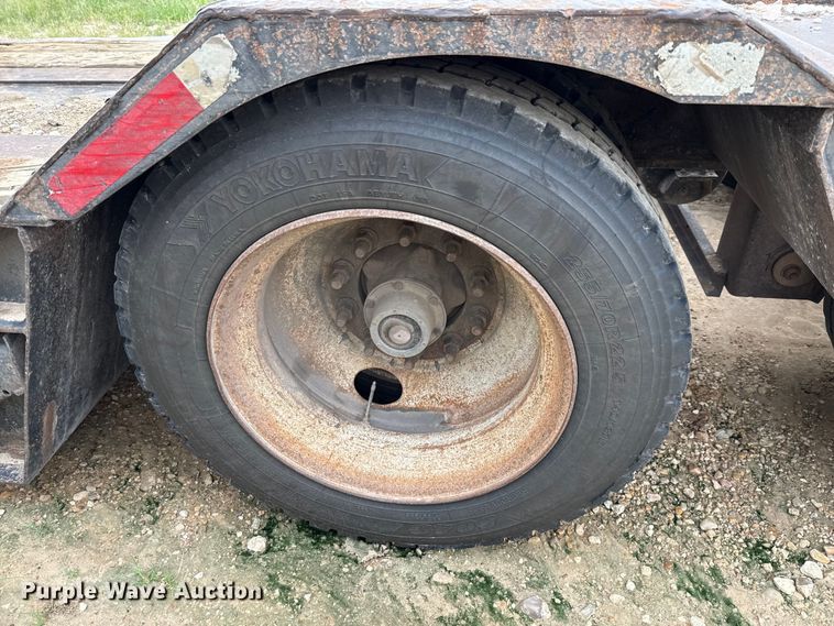 image for item ED5738 1999 Trail King TK110HDG lowboy equipment trailer