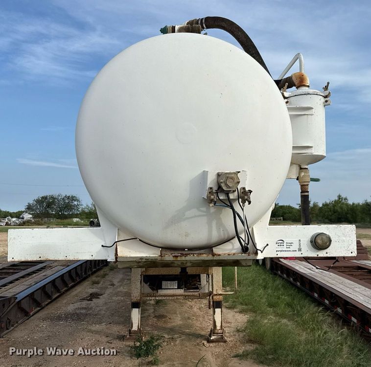 image for item ED5739 2007 Jack County vacuum trailer