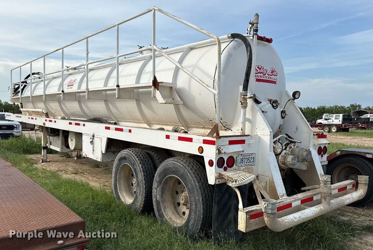 image for item ED5739 2007 Jack County vacuum trailer