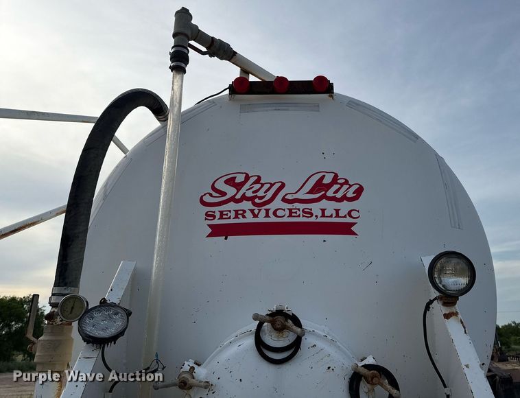 image for item ED5739 2007 Jack County vacuum trailer