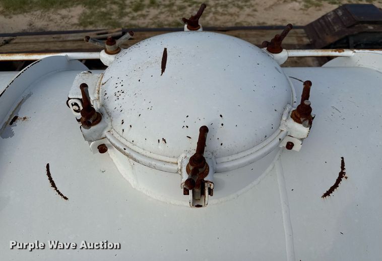 image for item ED5739 2007 Jack County vacuum trailer